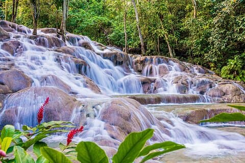 Dunns River Falls og Blue Hole privat tur fra Montego Bay