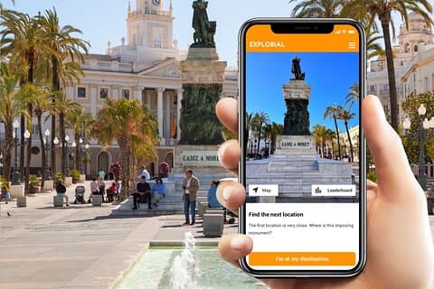 Cádiz Scavenger Hunt and Sights Self-Guided Tour