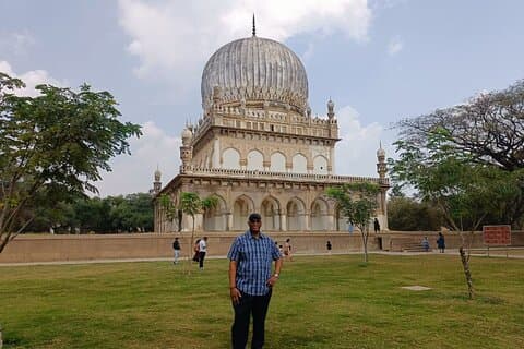 Historisches Hyderabad: Fort Golconda und Qutubshahi-Gräber