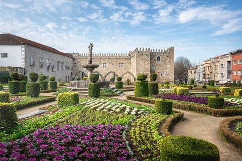 Tour of Porto : Braga & Guimarães - half day where Portugal was born!