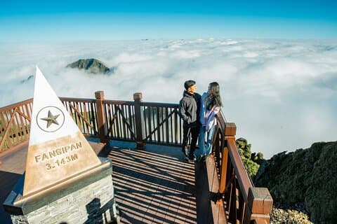 Fansipan Summit - Rooftop of Indochina 2 days 1 night Tour by Bus