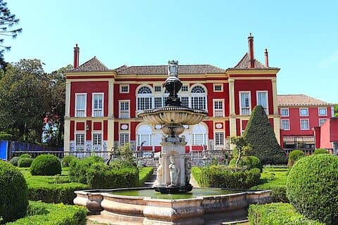 Lisbon Private 7 hours trip of Palaces, Monasteries, and Churches