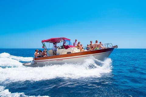 Experiencia privada en barco Gozzo a Capri