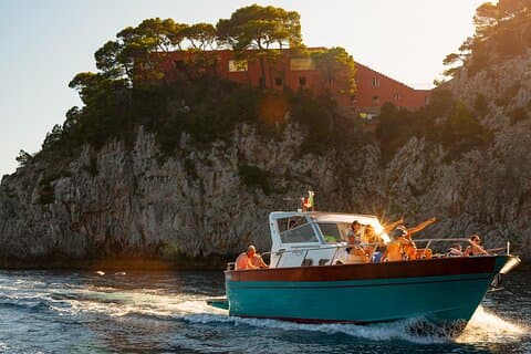 Tour en bateau de nuit et coucher de soleil à Capri au départ de Sorrente