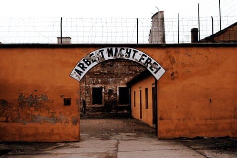 Tour privado educativo del campo de concentración de Terezin