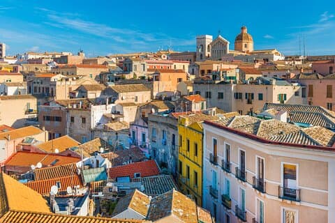 Cagliari destaca el tour privado de 3 horas con guía local oficial