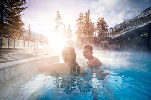 Day Tour to Banff Gondola Johnston Canyon Hiking Hot Springs
