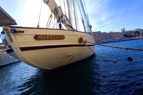 Rondleiding door Marseille gedurende 2,5 uur met een tweetalige lokale gids