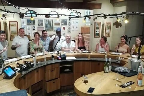Explore Cape Winelands con Lwafika Tours and Transfers