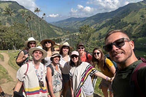 2 Days Experience: Cocora, Salento, Filandia, Coffee & Hotsprings