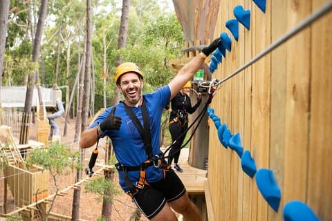 Zipline over de Heysen Trail en door de dennen van Kuitpo