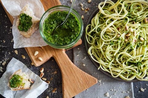 Pesto Making Class bei Local's Home in Genua