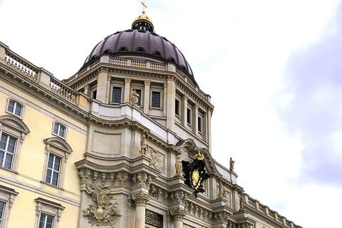 Quizzen und verlieben in Berlin auf der Museumsinsel