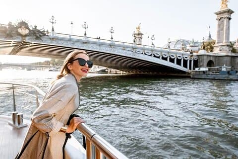 Paris Insiders rundtur i liten grupp med Seine Sightseeingkryssning