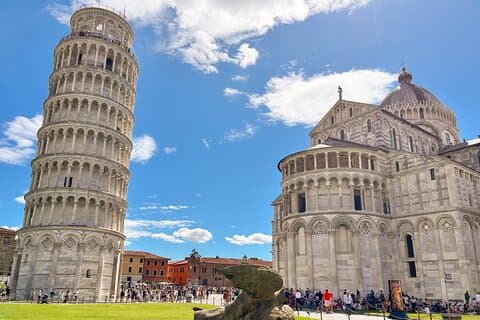Heldagstur till Pisa och Lucca med lutande tornet som tillval