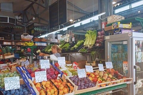 Tour privato a piedi di Modena tra cibo e tradizioni con degustazioni