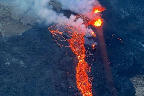Island Volcanic Eruption Area Helicopter Tour saindo de Reykjavík