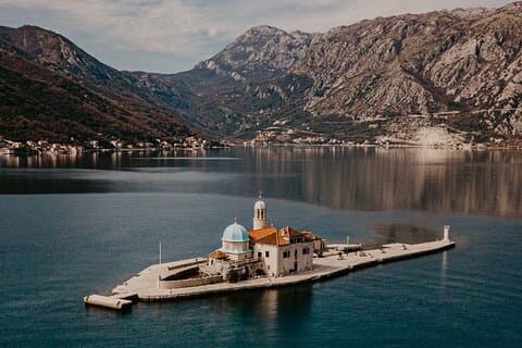 Perast and Our Lady of the Rocks 2h Private Speedboat Tour