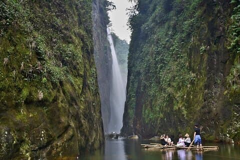 Sapa Tour de motocicleta para a Catarata do Dragão e aldeia escondida