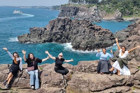 Jeju Island Beliebte Sightseeing Private Car Charter Tour 5/9hours