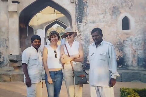 Van Aurangabad naar Ajanta & Ellora Tour door privé AC Sedan (4Pax)