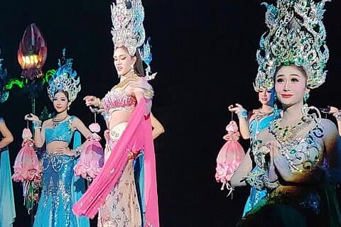 Colosseum-Kabarett-Show Pattaya, Tickets und Transfers