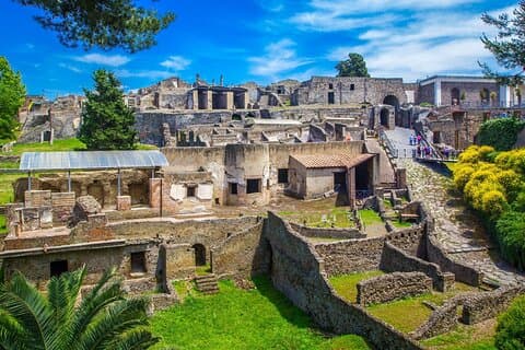 Private Guided Tour of Pompeii & Herculaneum UNESCO Sites