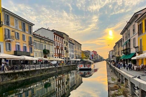 Kreuzfahrt auf den Mailänder Navigli mit Brunch am Pier