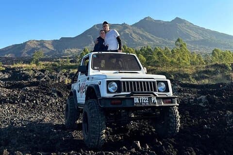 Excursión al atardecer en jeep por el volcán Mount Batur - Todo Incluido
