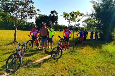 Village Experience Cykling