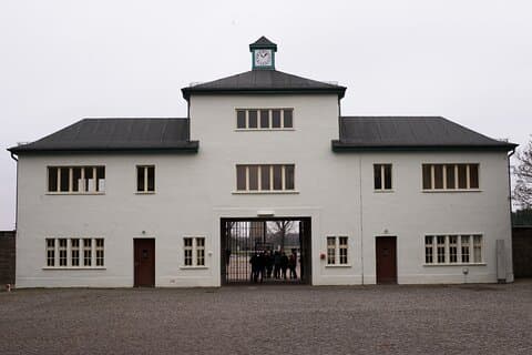 Best of Berlin and Sachsenhausen Shore Excursion from Warnemunde