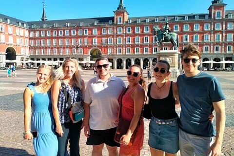 Madrid Local's Tapas Tour Middag med en sida av historien