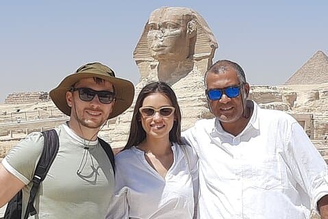 8-Hour Private Tour to Giza Pyramids, Memphis and Sakkara