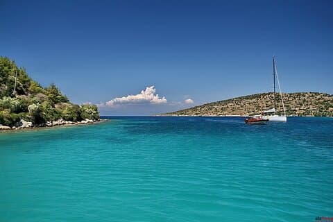 6 Hour Private Boat Tour through the Magnificent Bays of Marmaris