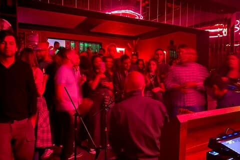 Oppdag den alternative natten i Bogotá med lokalbefolkningen
