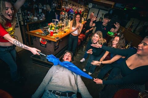 Amsterdam : Rissa di bar nel quartiere a luci rosse