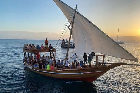 Zanzibar Dhow Evening Sunset Cruise Tour på Nungwi&Kendwa Beach