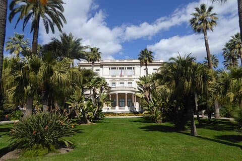 Un tour autoguidato di Nizza, la città patrimonio dell'UNESCO