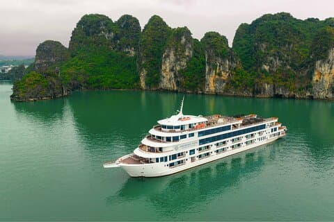 Boss Cruise 3-dages Udforsk Halong Bay fra Halong