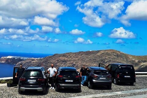Traslado privado entre el aeropuerto o el puerto y Santorini