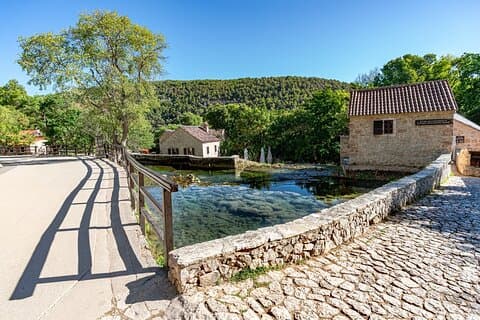 Da Spalato o Trogir : Cascate di Krka & Giro turistico di Primošten