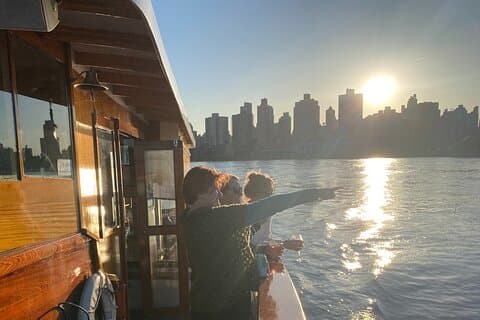 Tour en barco al atardecer por la vida salvaje urbana de Nueva York