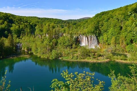 Fra Zagreb til Split eller Trogir: Privat overførsel med Plitvice-søer