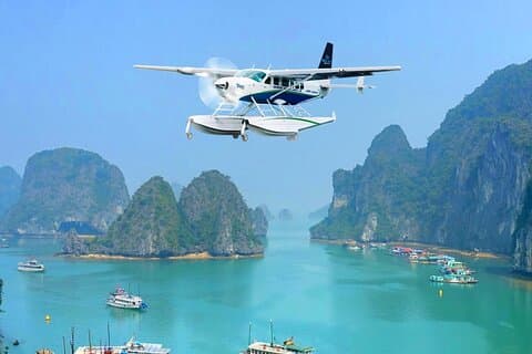 Vuelo turístico de 25 minutos sobre Halong desde la autopista de Hanoi