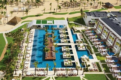 Santo Domingo Airport and Dreams Onyx Punta Cana Private Transfer