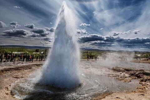 Privétour met Golden Circle en Hvammsvík Geothermal SPA 1 tot 7 personen
