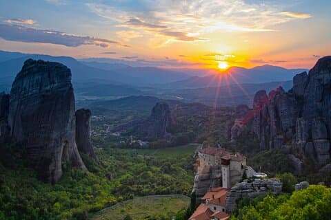 Meteora Sunset: Hidden Treasures Tour-Small Size Goup