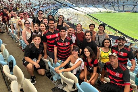 Rio de Janeiro: Se en Flamengomatch på Maracanã med en lokal