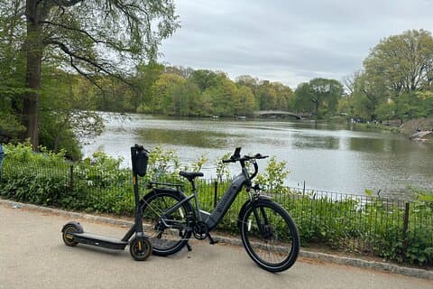 Cykeluthyrning i och runt Central Park New York City (1 timme)