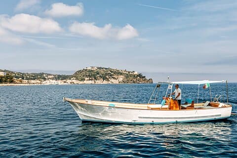 Tour Privado da Ilha de Ischia com Gozzo Aprea 35 pés